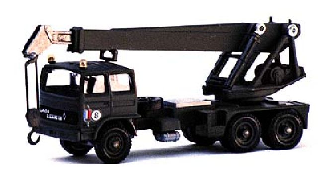Renault truck with crane