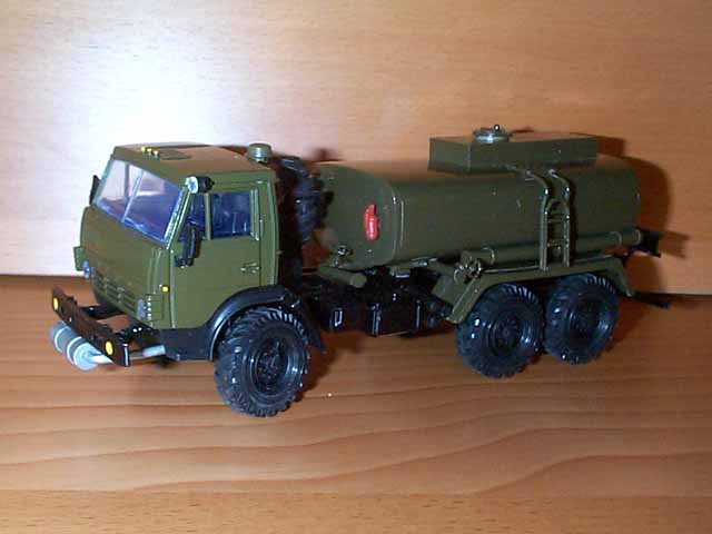 AT 56151 Fuel Tanker Army